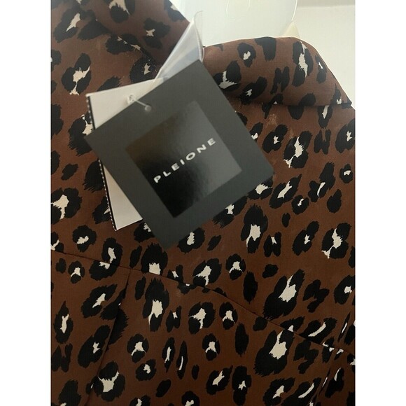 NWT Pleione Plus Size  Satin Button Up Dark Brown Leopard Top Women’s Size 2x - Picture 8 of 12